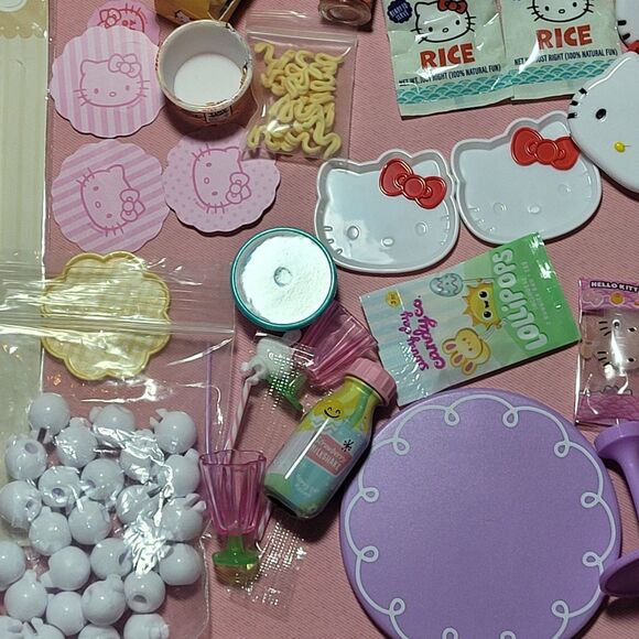 Hello Kitty MGA Make it Miniverse Food Lot Sanrio Parts Toy Barbie Y2K Miniature - Picture 6 of 16